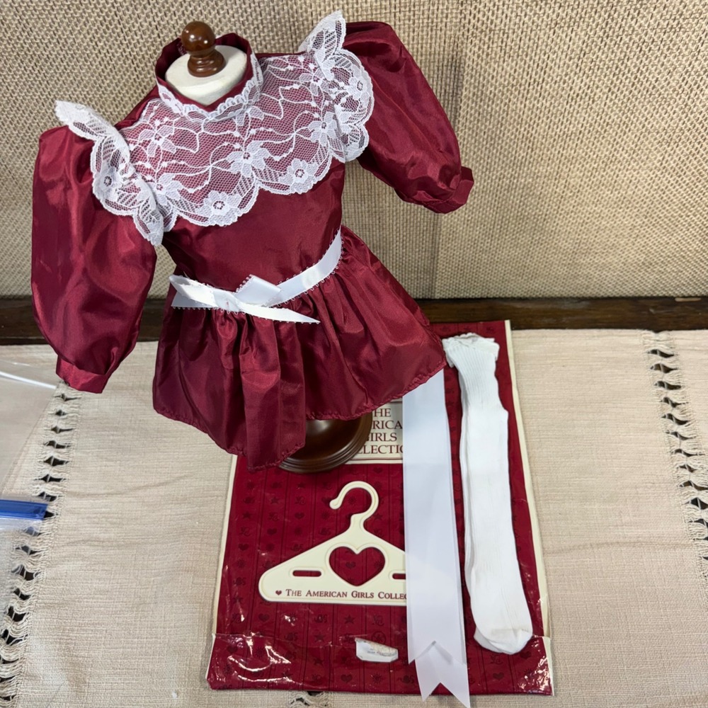 Pleasant Company American Girl Samantha Cranberry Christmas Dress Ribbon Tights - Picture 13 of 15